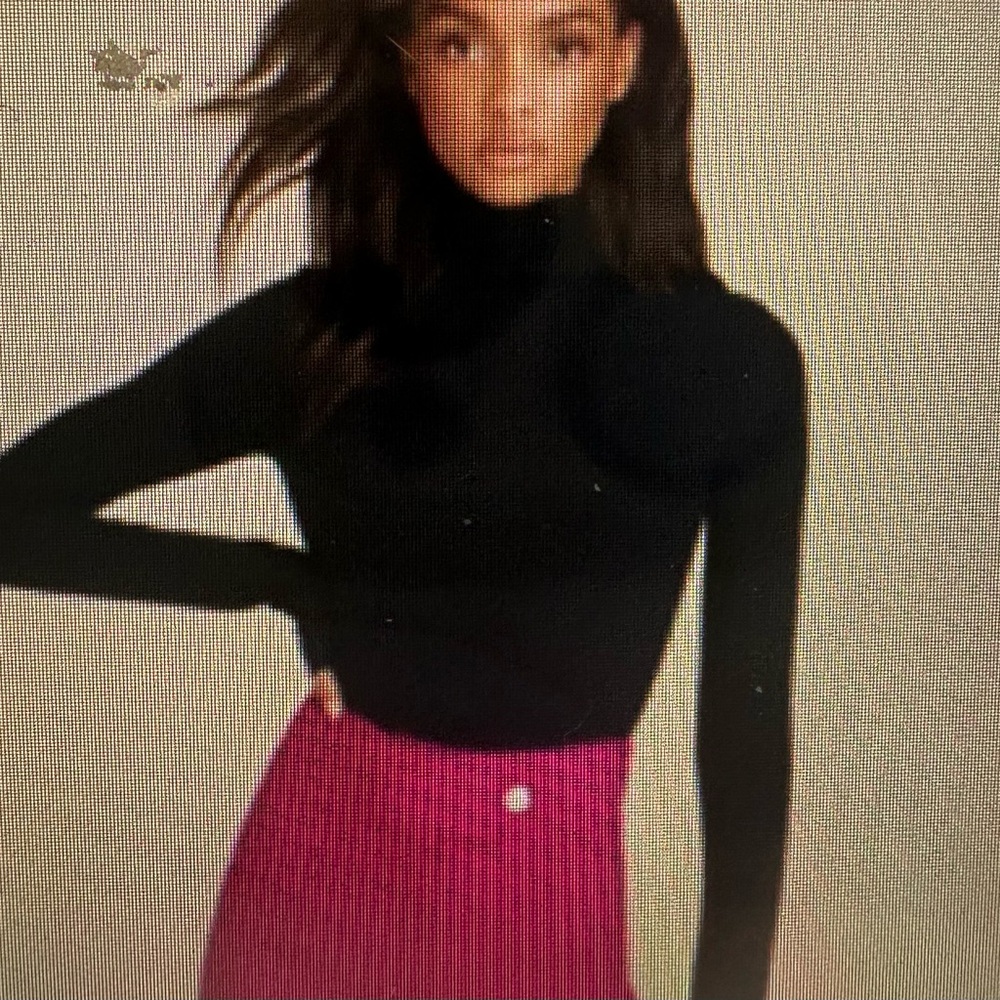 Veronica Beard Black Wyeth Turtleneck. Size Medium. Excellent Condition